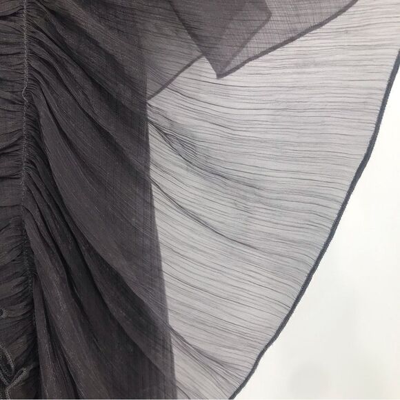 Isabella Rodriguez Gray Knit Ruffle Flutter Sleeve Blouse - Picture 11 of 12